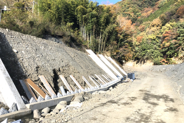 神奈川県S市 河川復旧 間知石積み工事完工 イメージ2