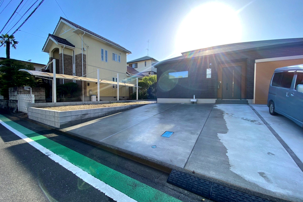 神奈川県 N町 駐車場土間コンクリート・ブロック外構工事 イメージ1