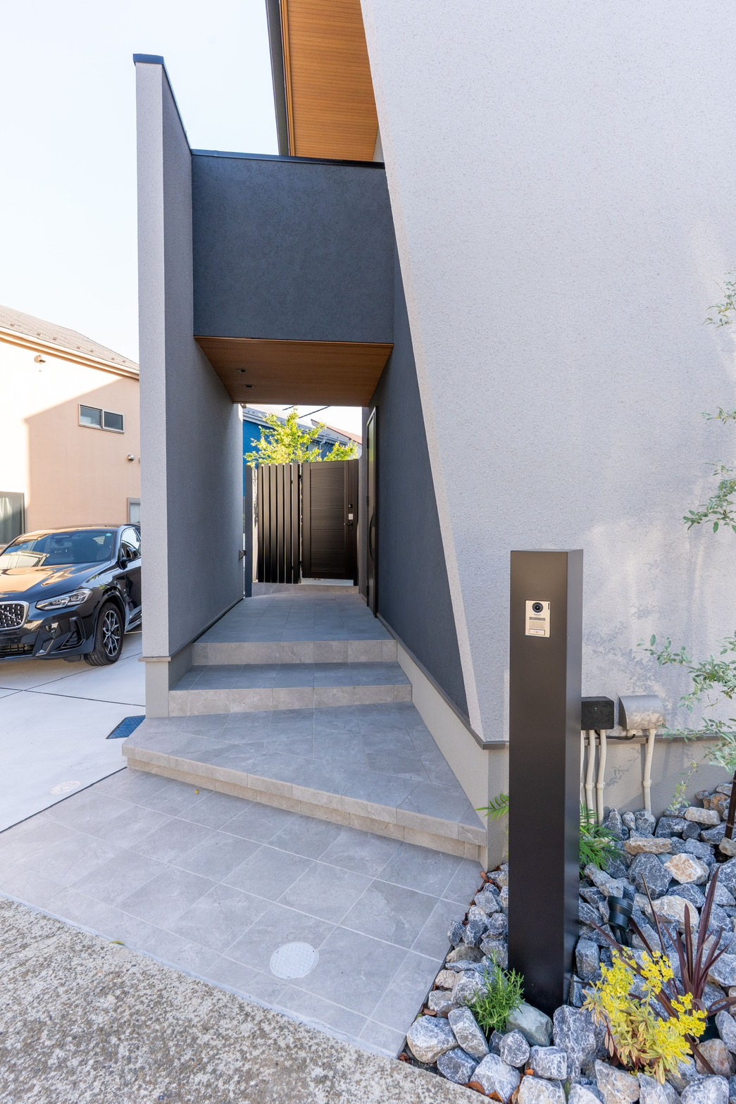 光が邸宅を変える～昼と夜の顔～ イメージ2