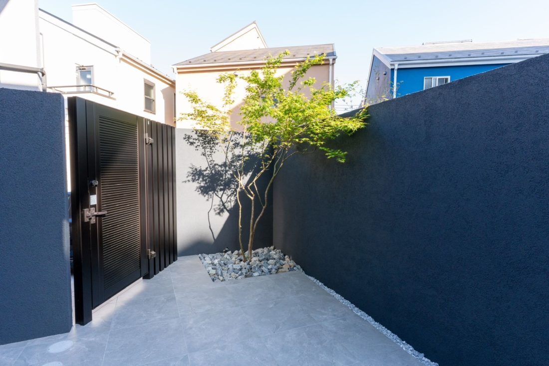 光が邸宅を変える～昼と夜の顔～ イメージ3